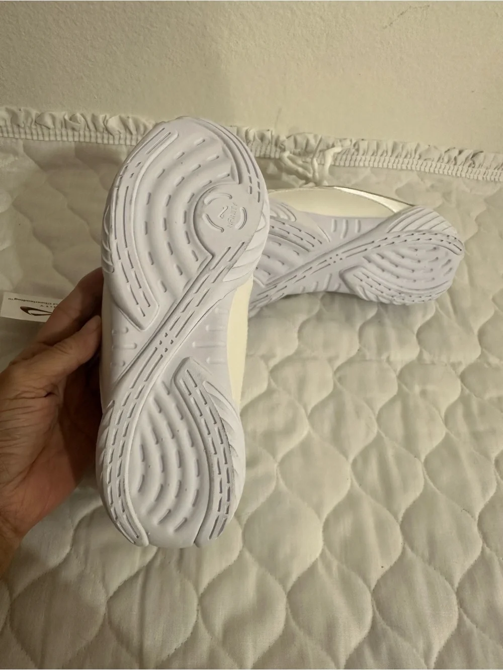 NFINITY lightweight cheer